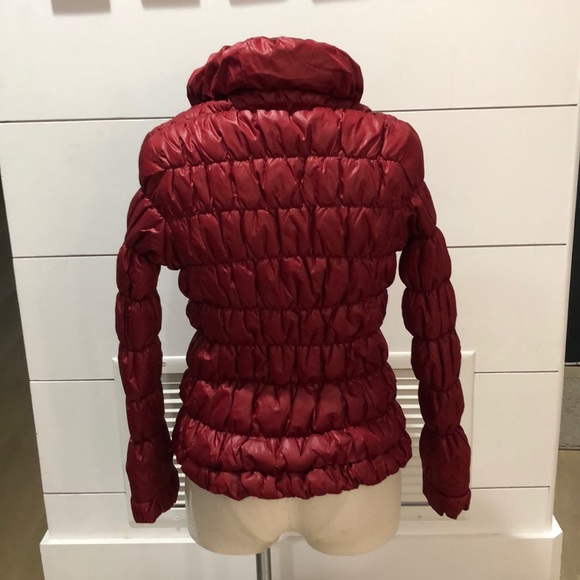 Beautiful Red Zip Button Mini Puffer Jacket - Picture 6 of 10
